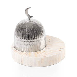 beige MOP plate with dome cover with crescent