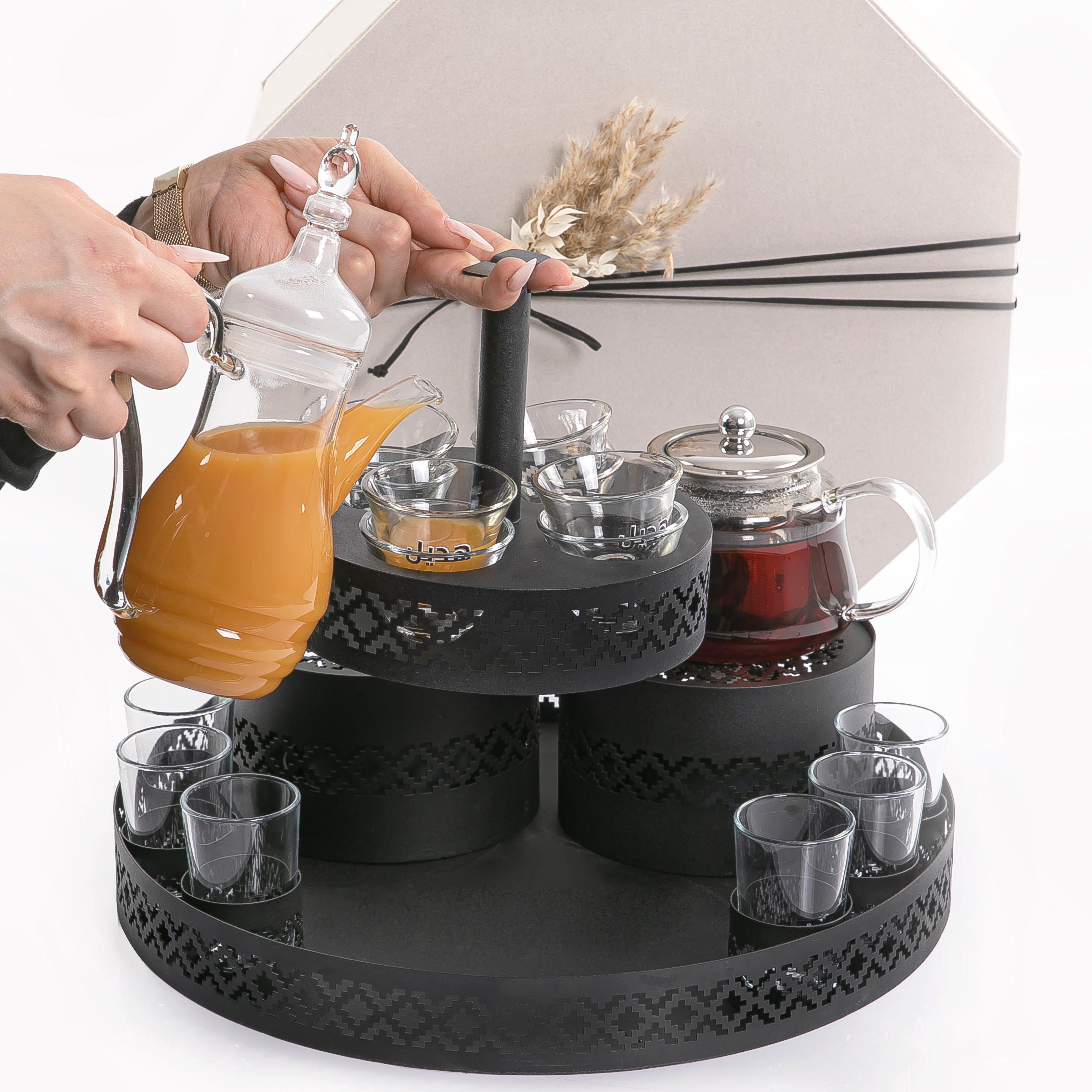 Gathering Round Serving Set - Black