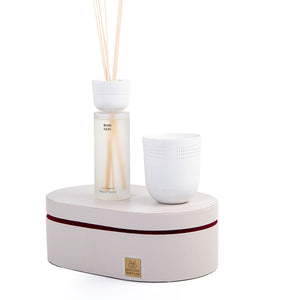 luxury set contains diffuser and candle