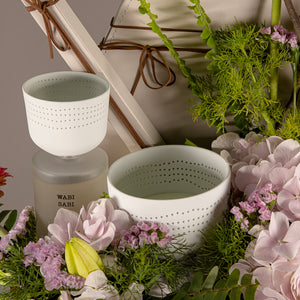 flower bouquet with luxury diffuser and candle