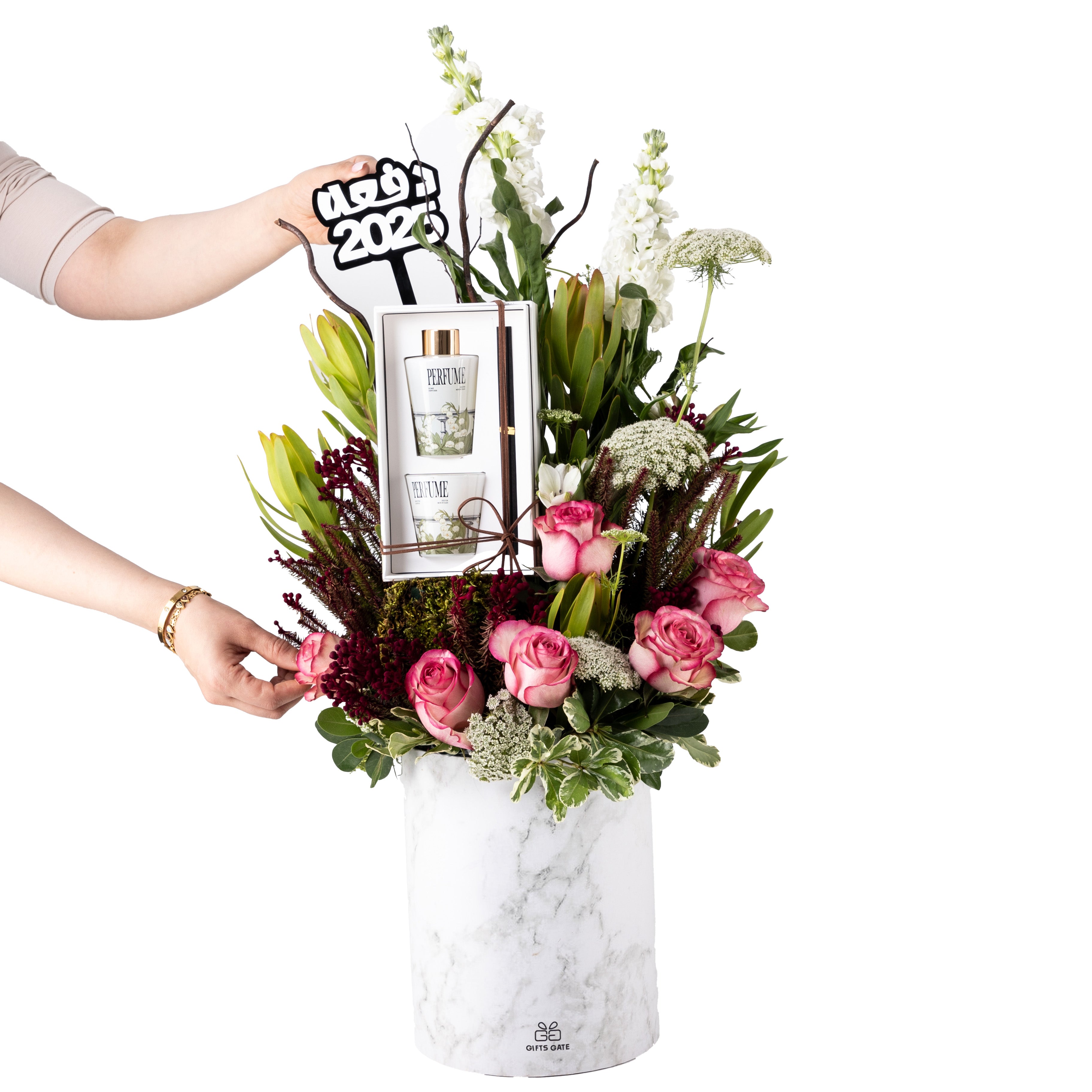 ستاند تخرج مع معطر وشمعة