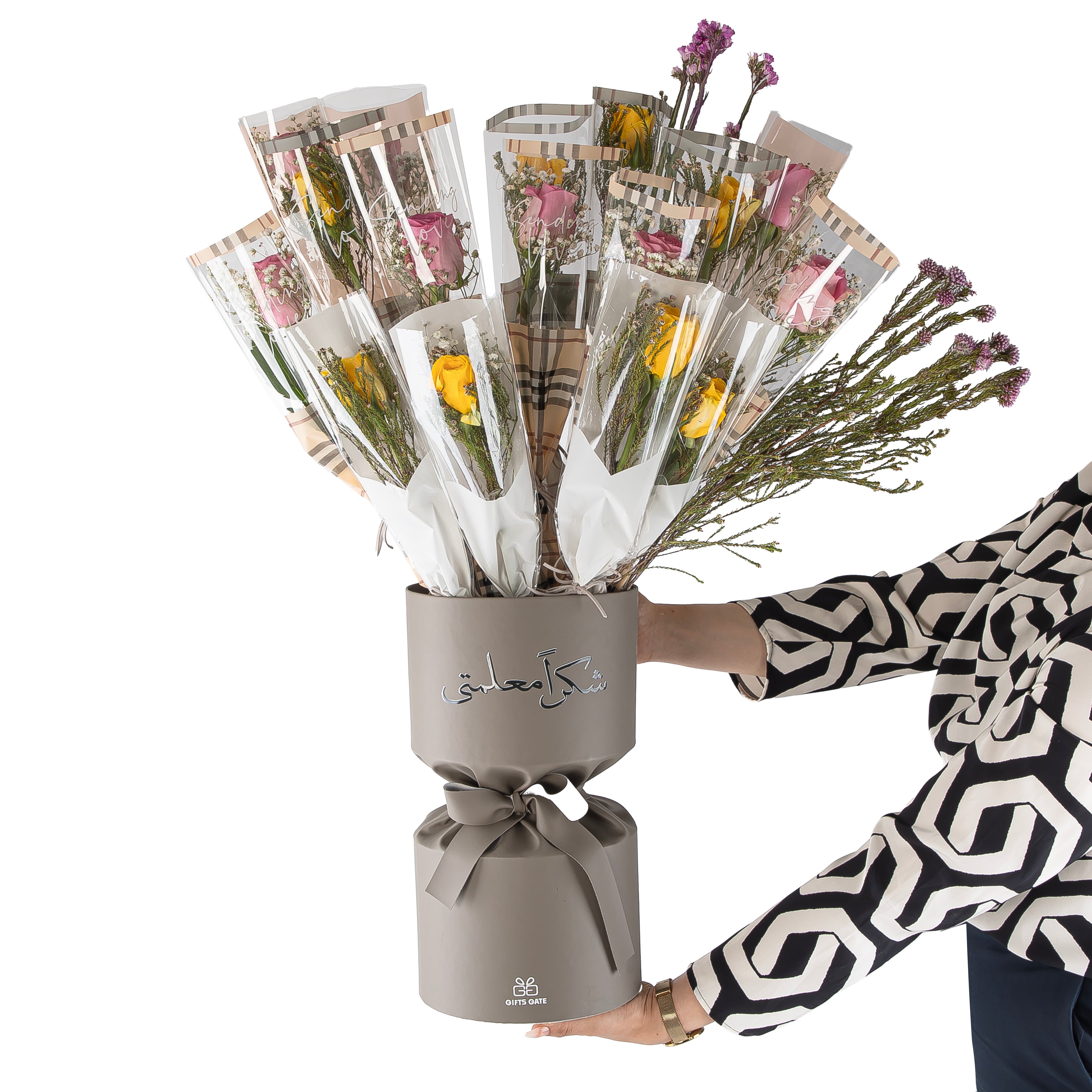 Luxury Leather Hourglass-Shaped Giveaway Box with 20 Roses