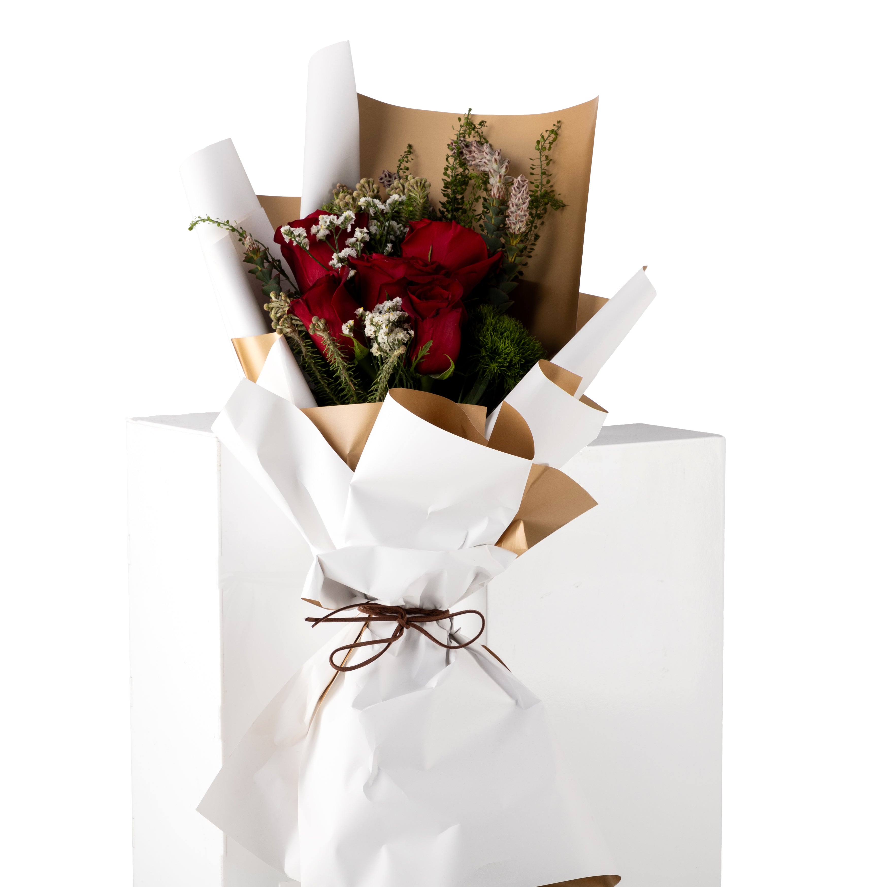 باقة ورود حمراء الذهبية - صغير