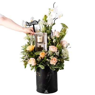 ستاند تخرج مع معطر وشمعة