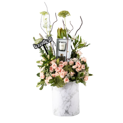 ستاند تخرج مع معطر وشمعة