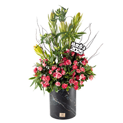 "Class of 2025" Cylindrical Flower Stand with Graduation Acrylic Stick