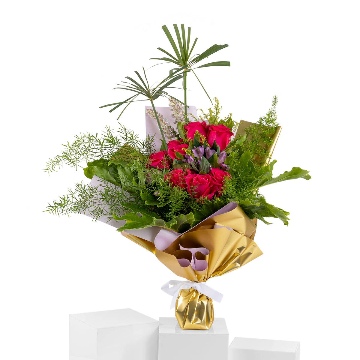 Elegant hand-tied bouquet featuring fresh deferent types of flowers