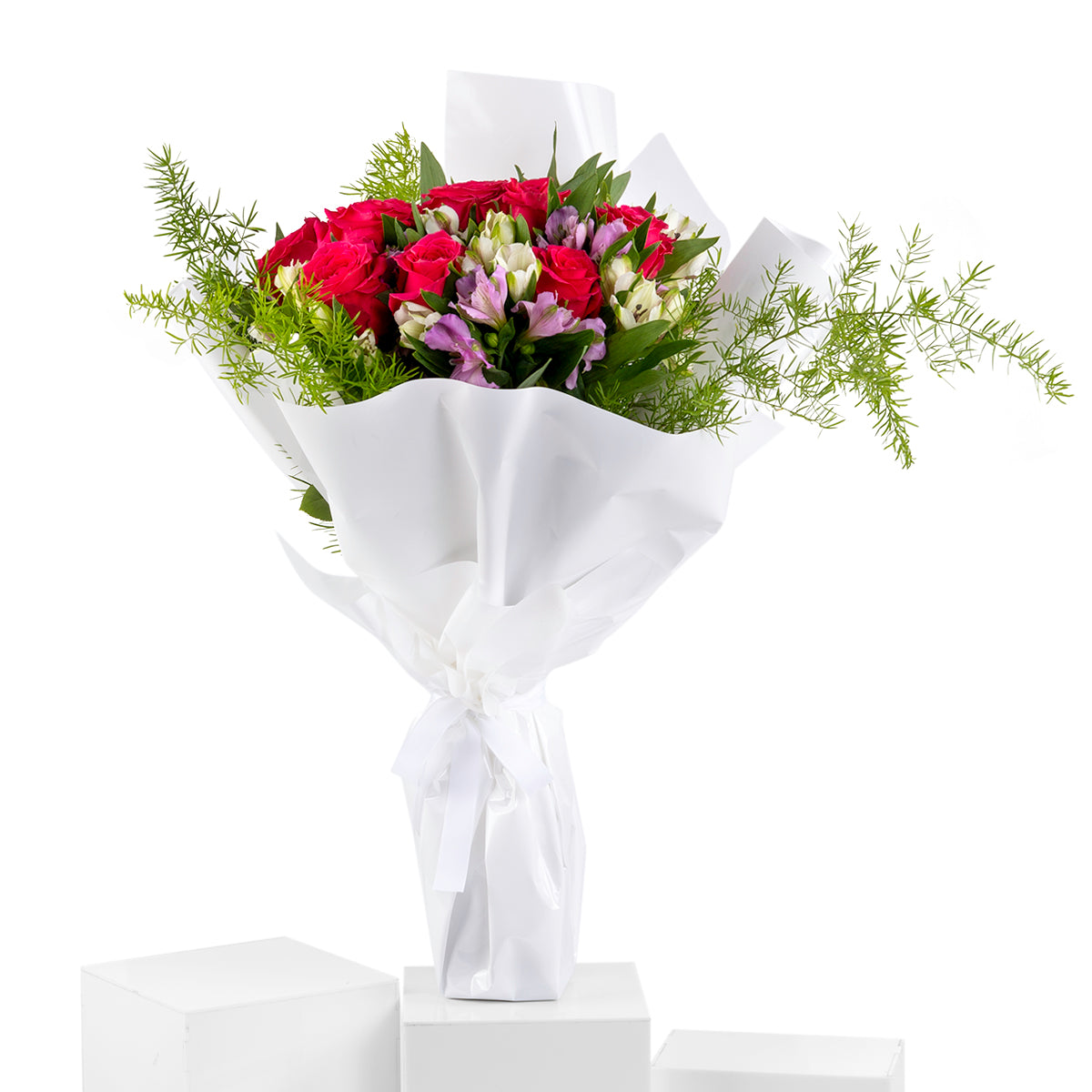 Elegant hand-tied bouquet featuring fresh deferent types of flowers