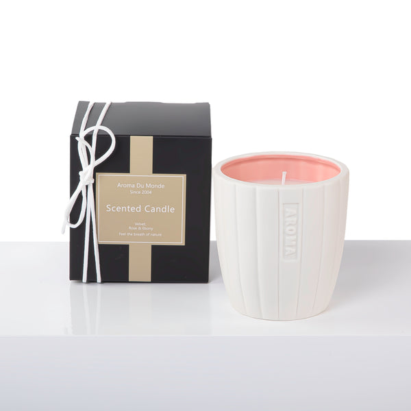 شمعة معطرة - مقاس 9 * 9 * 9.5 سم