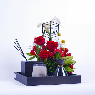 Luxury Hajj Mabroor Gift Set with Red Roses